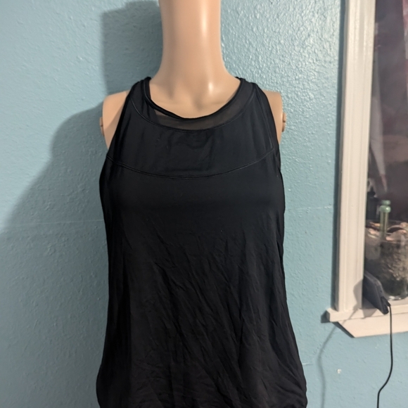 Lululemon Black Sleeveless Women's Top - Picture 5 of 7